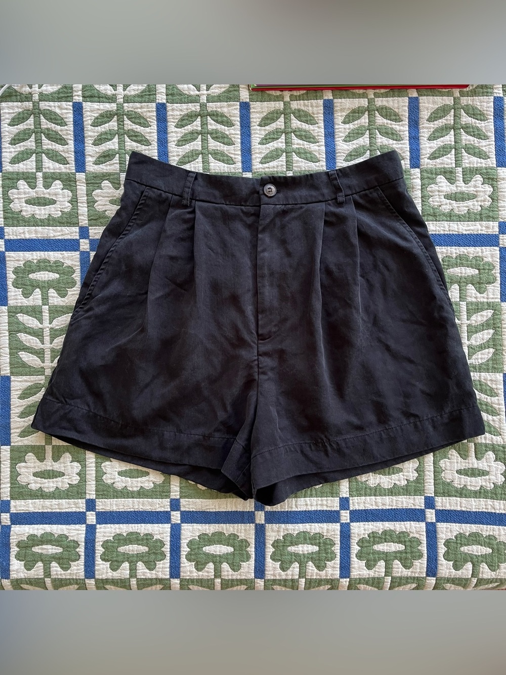 Reformation Mason Shorts in Black